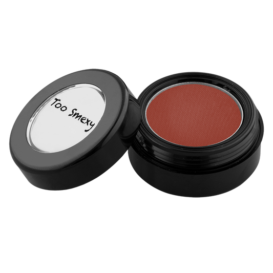 viaGlamour image of a extreme-eyeshadow