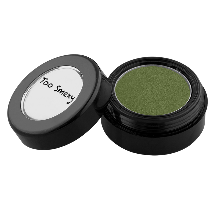 viaGlamour image of a extreme-eyeshadow